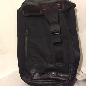 Backpack Black Pro Roll Top Oakley Halifax NWT